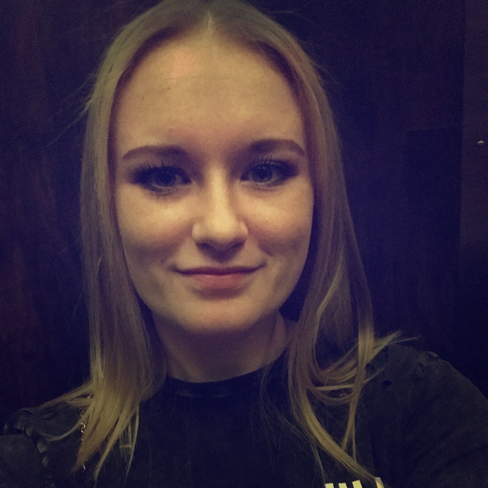 Meet your Posher, Lily